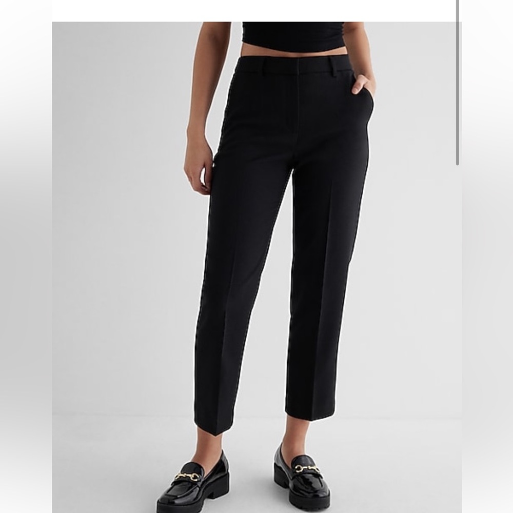Like New Express Editor Pant with high rise & straight ankle
